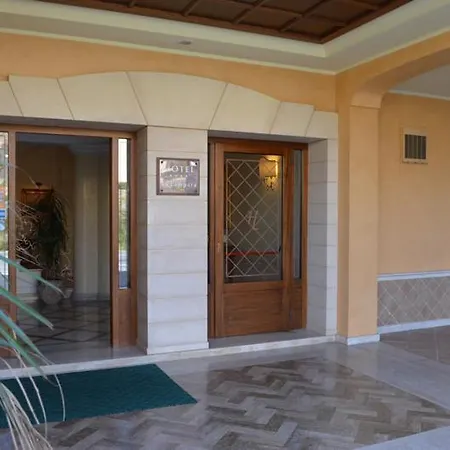 Hotel Ristorante La Lampara 4*