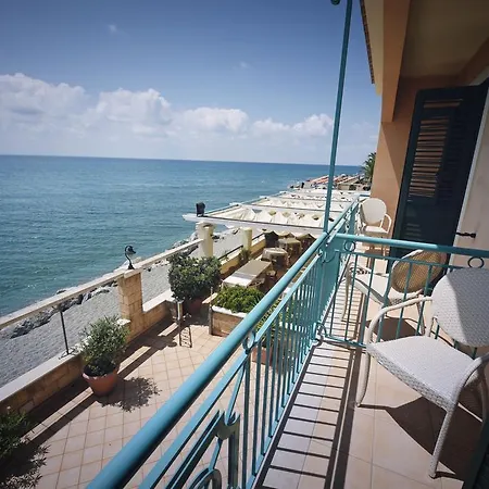 Hotel Ristorante La Lampara 4*